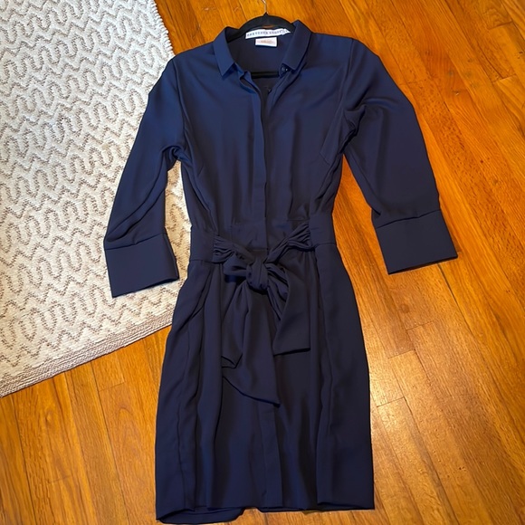 Gretchen Scott Designs Dresses & Skirts - Gretchen Scott Designs Navy MIDI Polyester Tie Dress